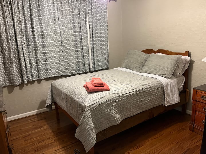 Baker’s Bungalow-private One Bedroom Apt. - Greenville, SC