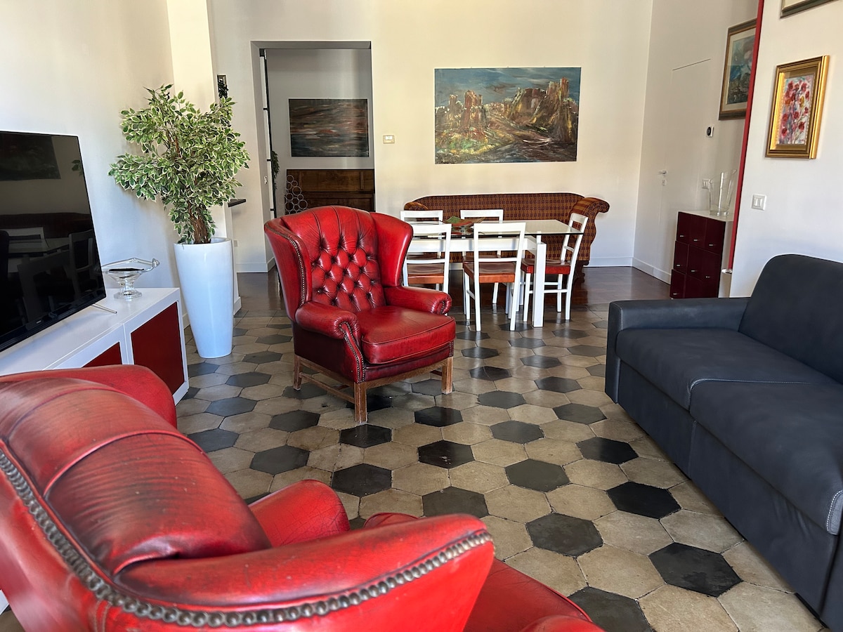 Top Airbnb: The Cozy Home in Roma
