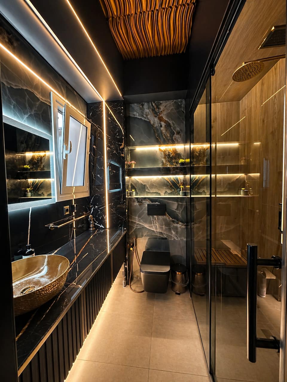 A dark, glamorous penthouse for two in Athens, Athens, Attica, Greece, photo 9 of 10