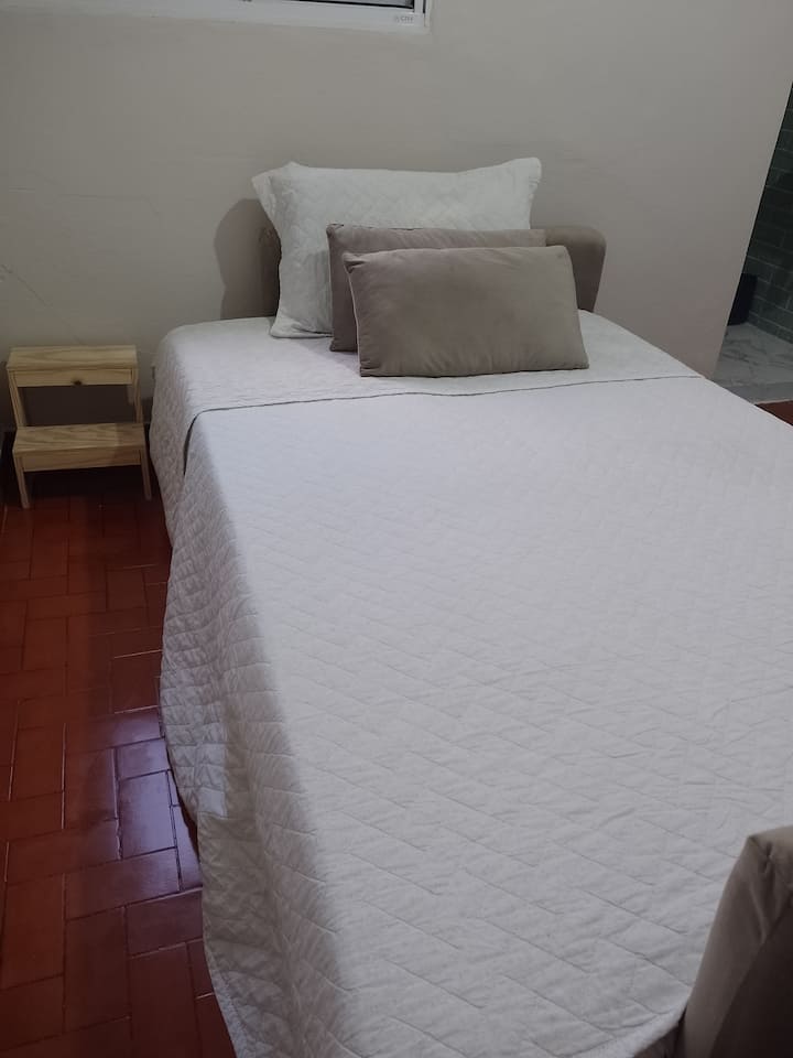 Suíte - Próx. Unicamp. - Araras