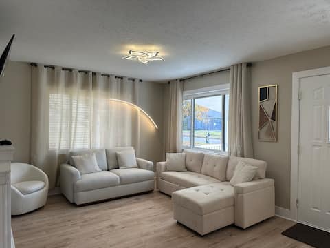 Cozy, Clean & Cute 3BR, 4 Beds Home: Xbox & Arcade