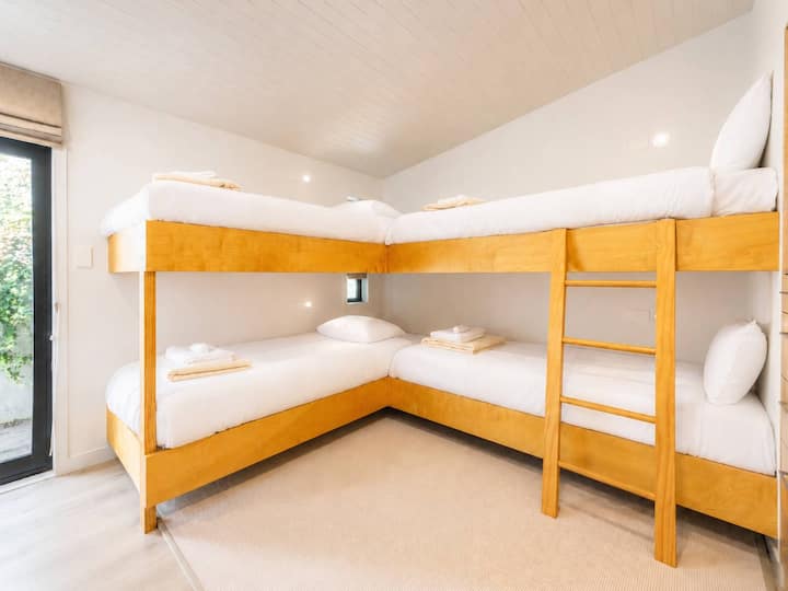 Bunk room