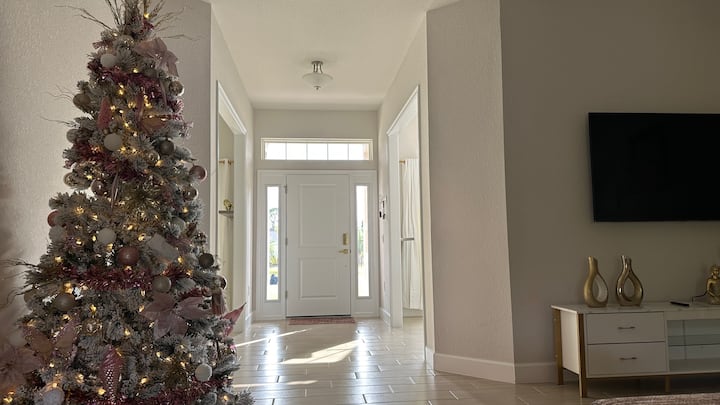 Port Charlotte's Favorite House, 3 Beds - Port Charlotte, FL