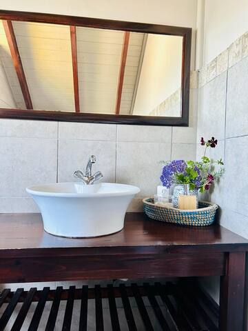 Summerset Dreams…and no loadshedding! gallery image 3