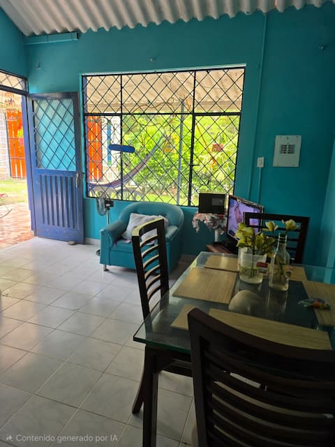 Popular Airbnb listing: San Nicolas (The School) in El Colegio