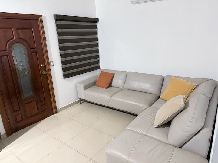 Amplia Residencia Con Cochera En Ciudad Obregón - Ciudad Obregón