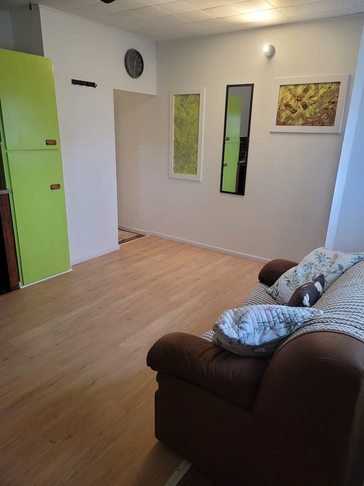 Warm Cozy 1 Bdrm Close To Hwy - Edmundston