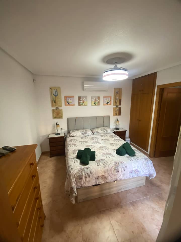 Master bedroom king size 