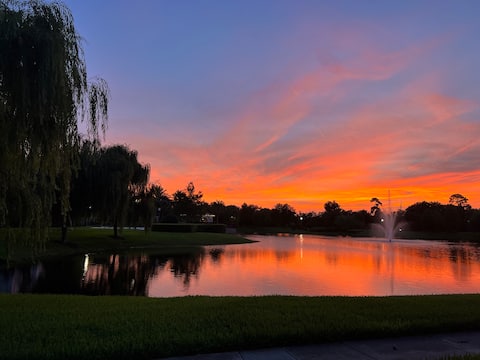 House close Baldwin Park Lake & Downtown Orlando
