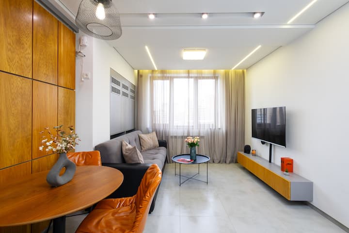 Koghbatsi 3a, Modern & Comfy 1 Bedroom Apt / Ko333 - エレバン