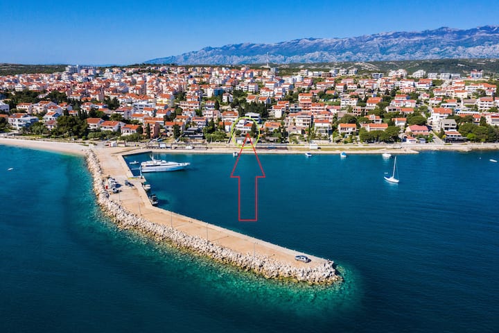 Two Bedroom Apartment Semy With Terrace - Novalja
