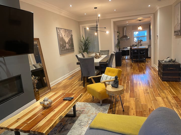 Cozy Cottage Vibes In The City - Toronto