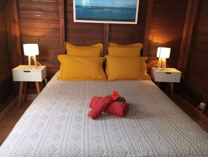 Chumba cha kulala chenye kitanda 160 chenye kiyoyozi 