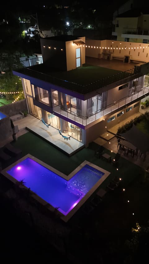 LaCelia.SantaVeronica