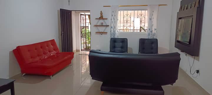 Hasta 16 Personas,3 Parking,patio,bbq,wifi, Metro. - Medellín