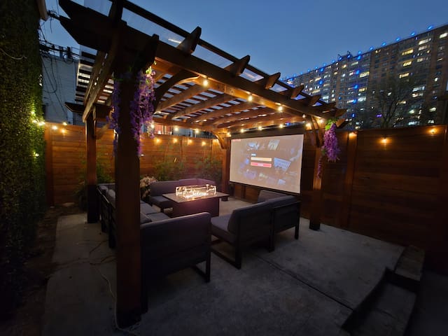 Cozy Brooklyn Retreat Near Subway -Winter Specials