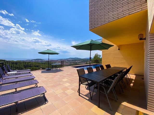 Villa Mare Nostrum, 12 pers., panoramisch zeezicht gallery image 4