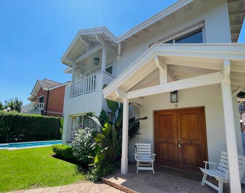 La Horqueta - House in a small gated neighborhood.