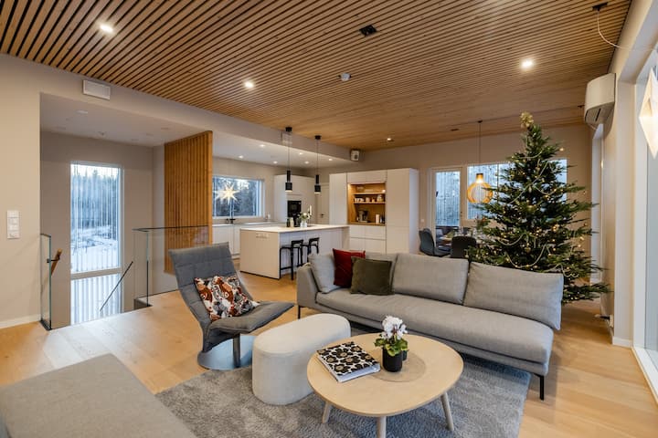 Villa Forest: Private Location, Sauna And Jacuzzi - Rovaniemi