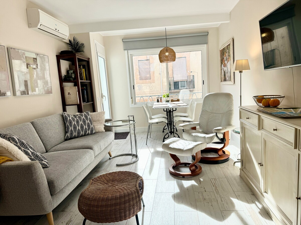 Propriété Airbnb réussie: Sunny Central 3BR with a Lift
The Colonial Forum à Tarragona