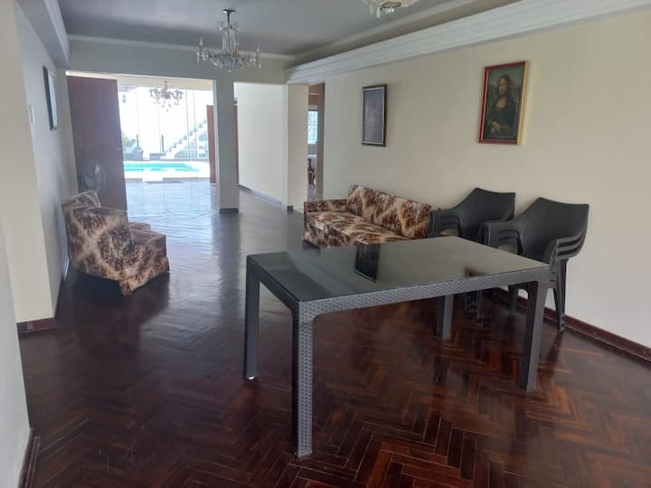Amplia Y Hermosa Casa En Nasca Con 6 Habitaciones - Nazca