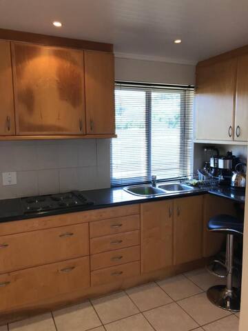 Sandcastle Houtbay, beach lovers gallery image 5