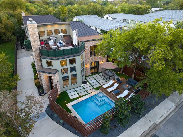 Modern House w Pool, Gym & DT View Rooftop gallery image 3