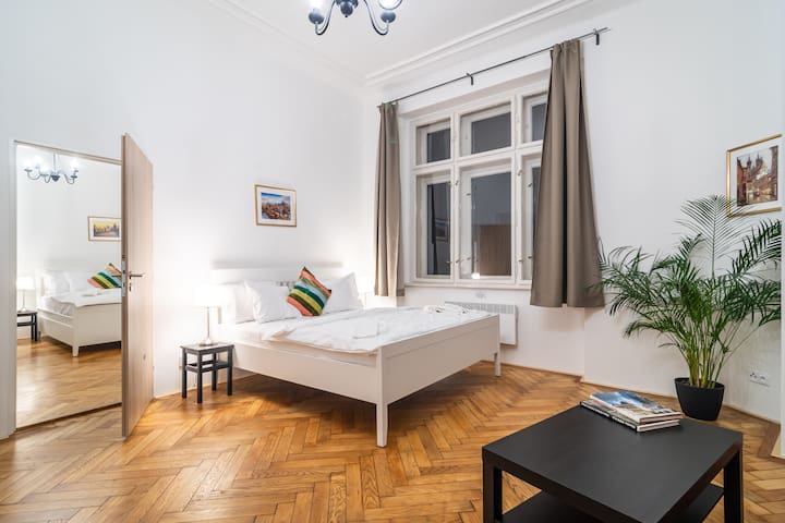 Old Town Two-Bedroom Apartment