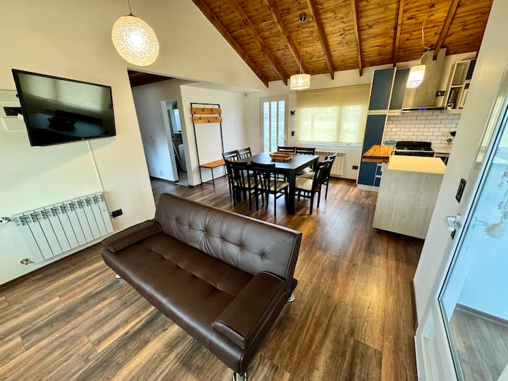 Cómoda Casa Con Dos Habitaciones En El Calafate - El Calafate
