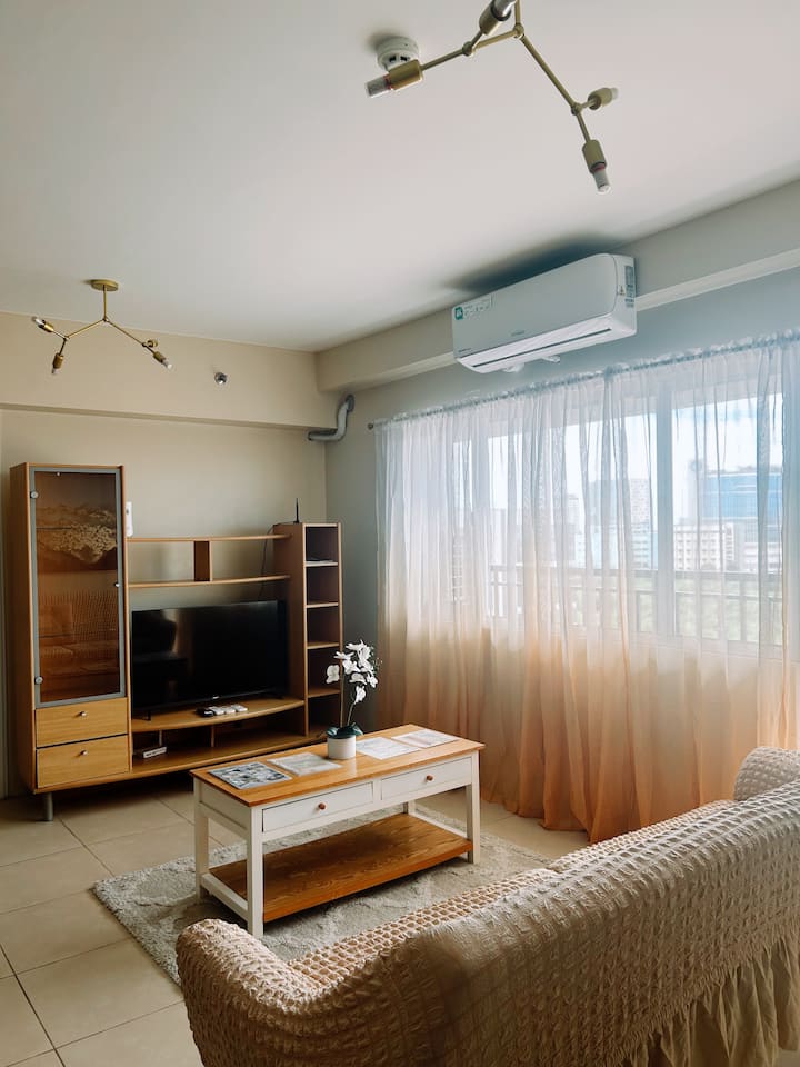 Spacious 3 Bedroom Appartement @Avida Allgauers - Iloilo City