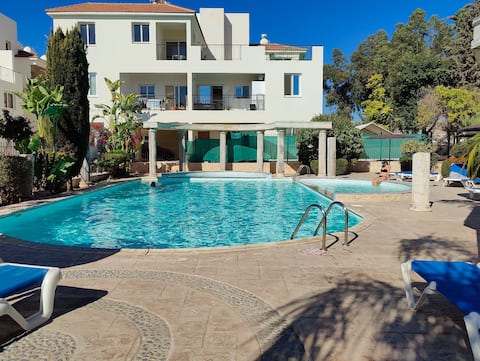 Larnaca - Duplex house - Sleeps 7 with Pool