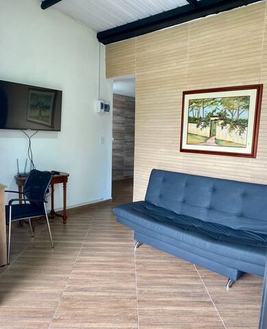 Entire home with 1 bedrooms in Envigado - Encantador apartaestudio en Envigado