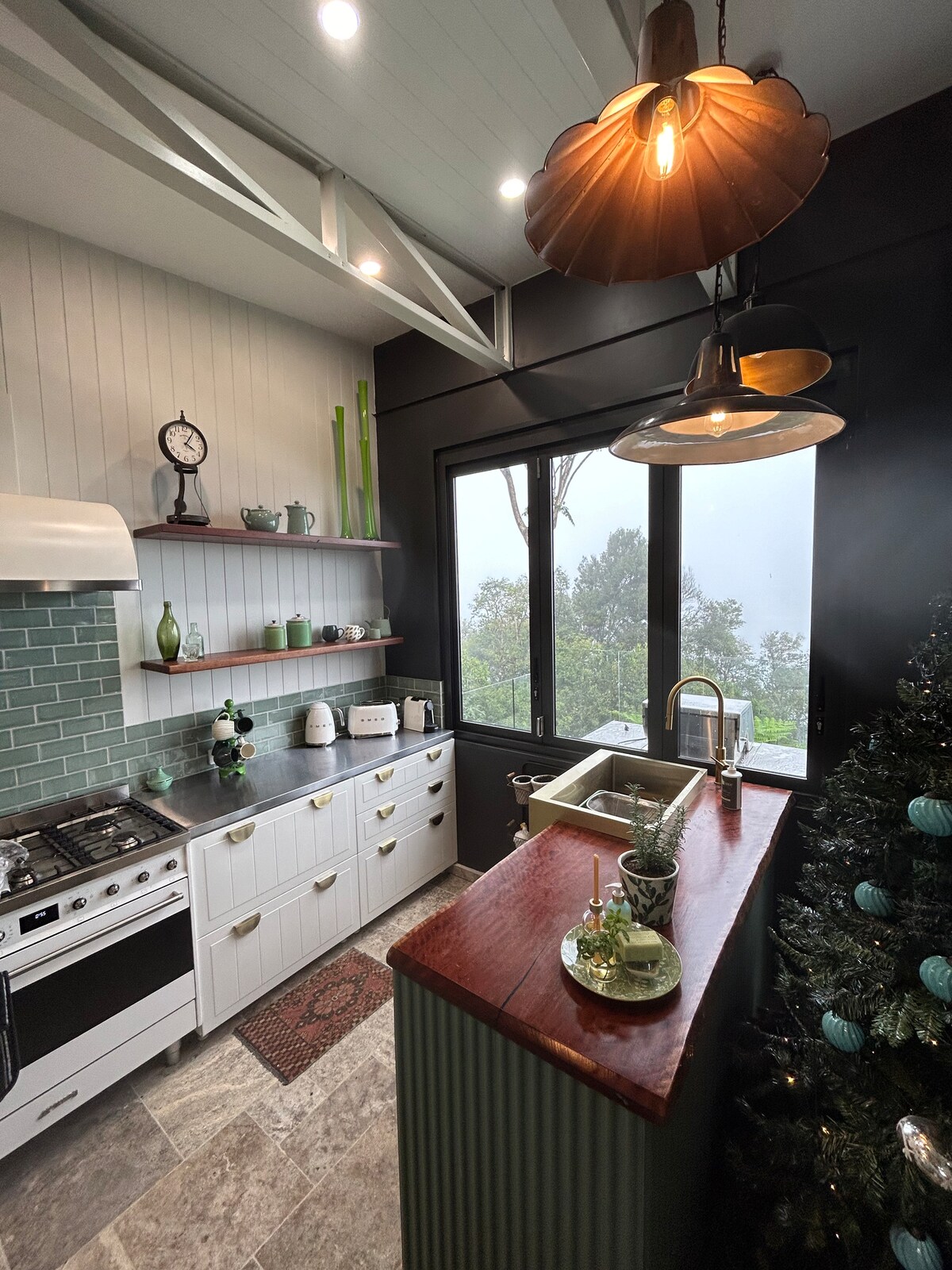 Belvedere Summer House Houses for Rent in Beechmont, Queensland