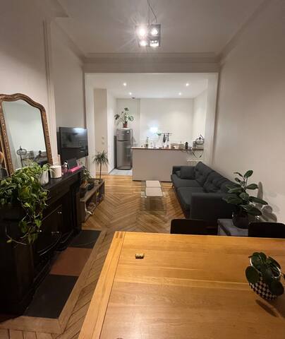 Appartement vue sur les quais gallery image 2