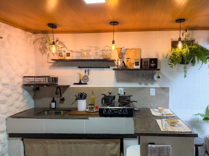Amor Caiçara | Suíte 1
Com Cozinha Compartilhada - Brasil