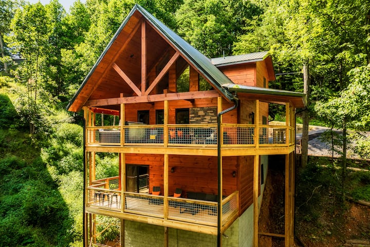 11 Min To Gatlinburg 3br Cbn Game Room Sleeps 10 - Gatlinburg, TN