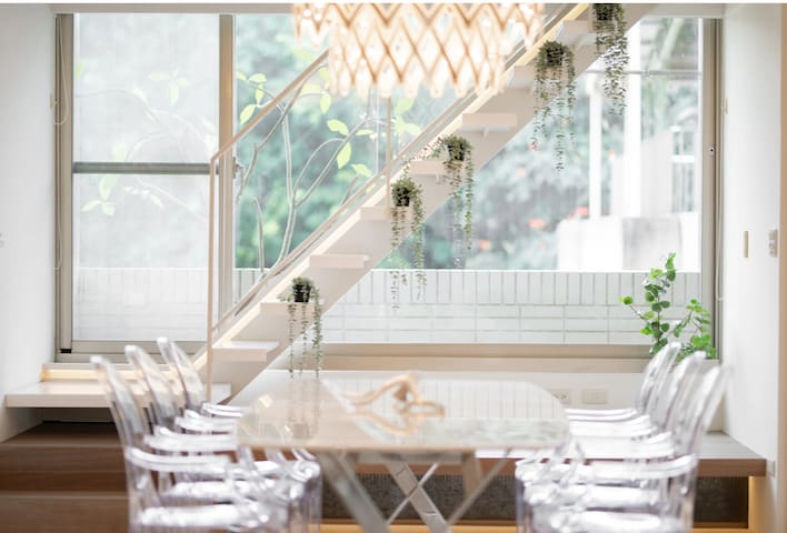 大安森林隱市豪宅｜捷運東門站3分鐘｜一層一戶挑高樓中樓，雙面採光｜三房雙衛浴｜全套廚房大浴缸｜