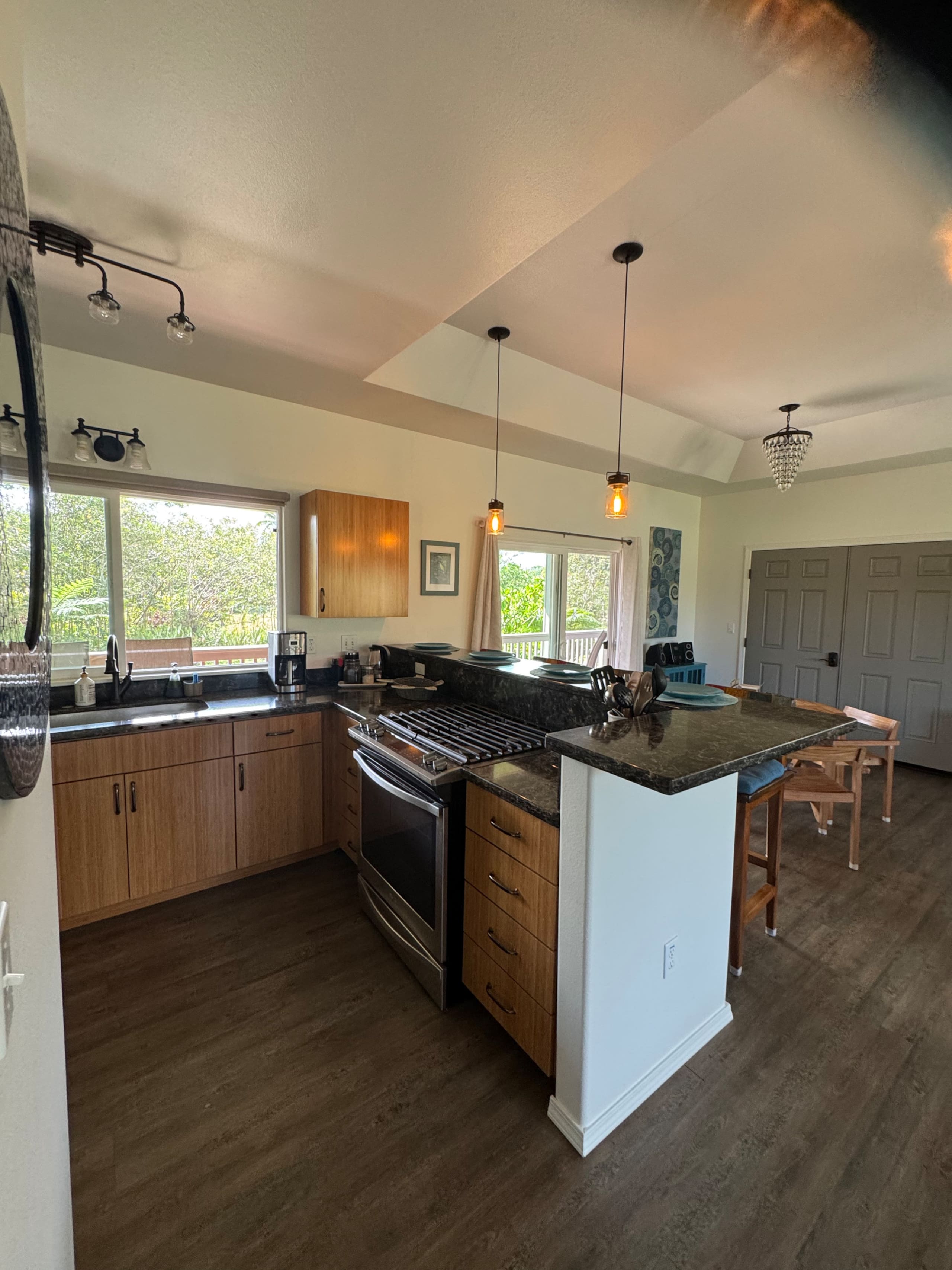 Home in Keaau · ★4.92 · 2 bedrooms · 4 beds · 2 private baths - Image 11