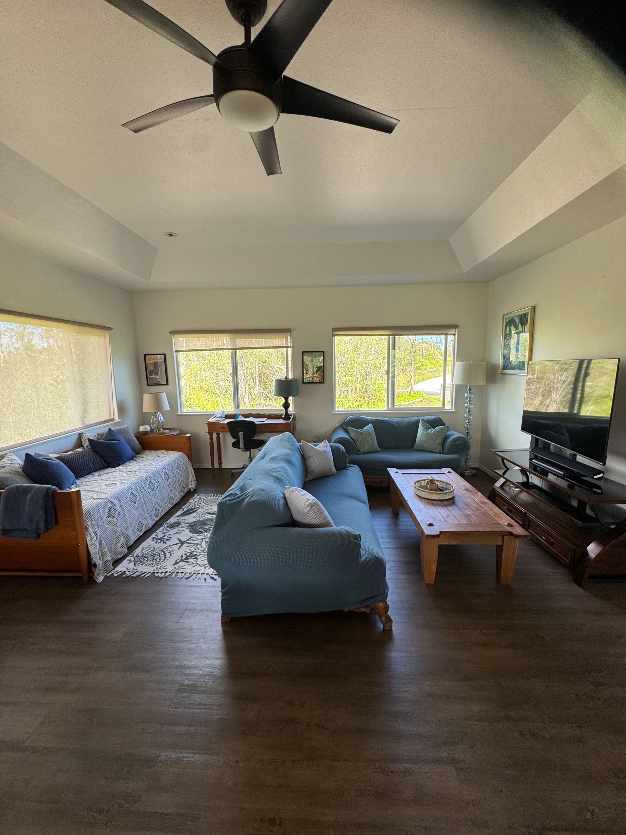 Home in Keaau · ★4.92 · 2 bedrooms · 4 beds · 2 private baths - Image 4