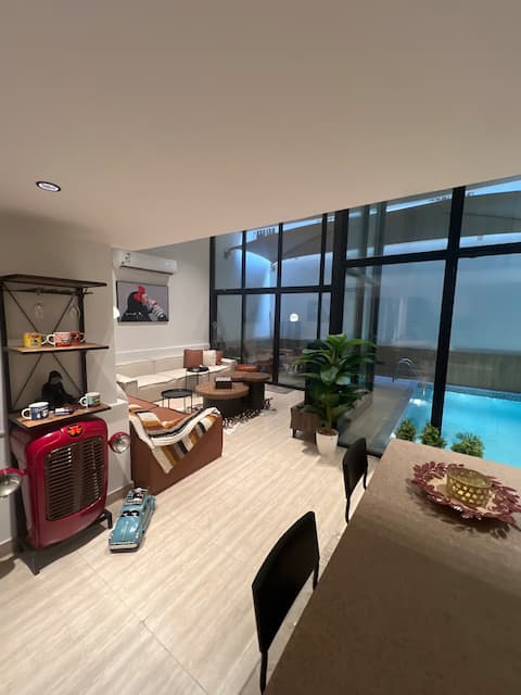 Swimming pool Cinma Penthouse selflogin