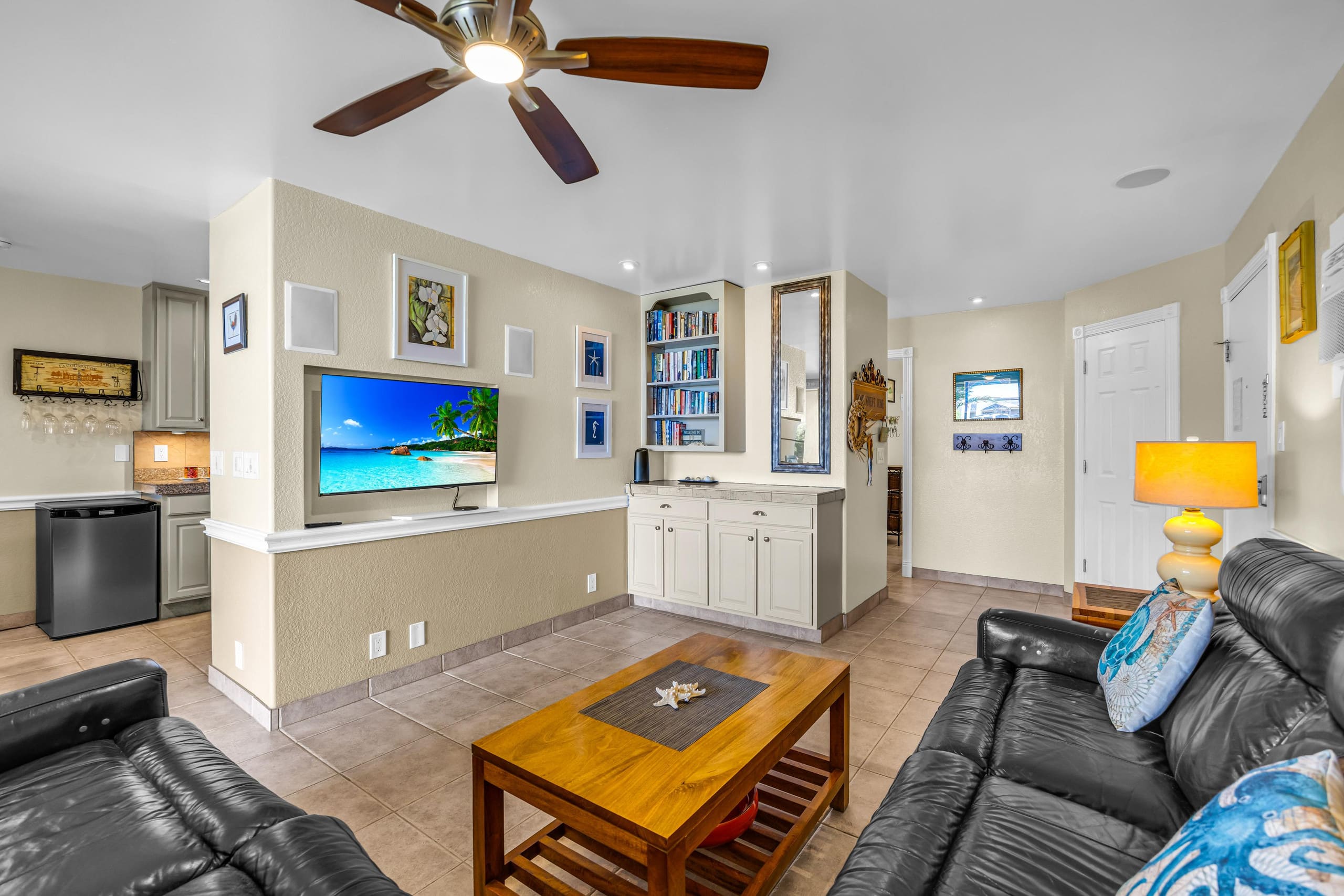 Condo in Kihei · ★4.83 · 2 bedrooms · 3 beds · 1 bath - Image 3