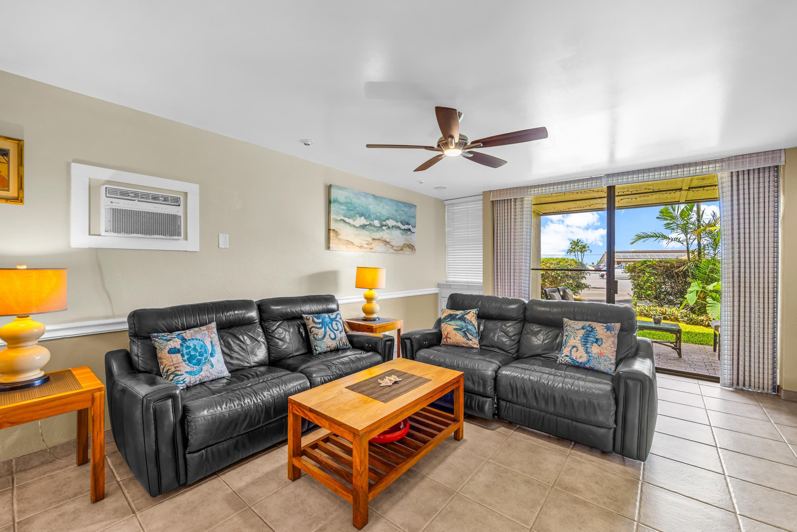 Condo in Kihei · ★4.83 · 2 bedrooms · 3 beds · 1 bath - Image 4