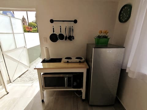 Top Airbnb: Rooftop Terrace Historic Center, 1 Bed in Barrio De San Sebastián