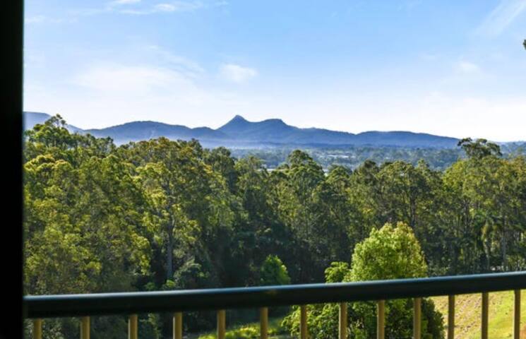 Forest abode gem near to beach! gallery image 3