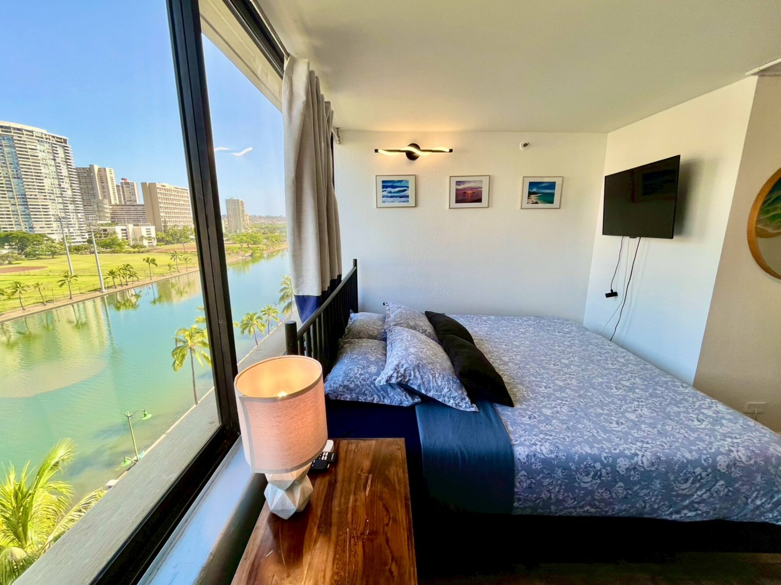 Condo in Honolulu · ★4.77 · 1 bedroom · 1 bed · 1 bath - Image 17