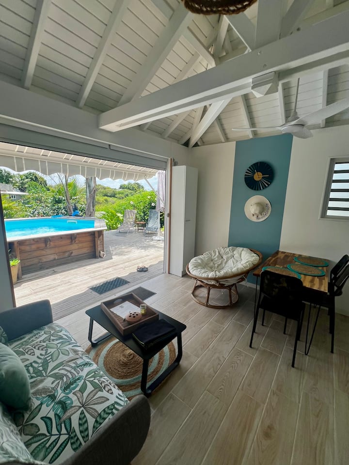 La Papaye D'or Bungalow + Piscine (Queen Palm) - Guadalupe