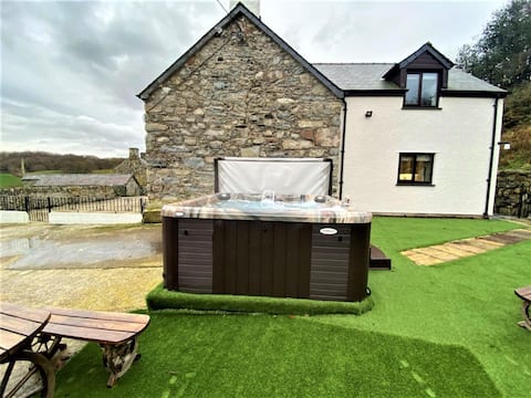 4 Bed in Llanrwst (oc-66510)