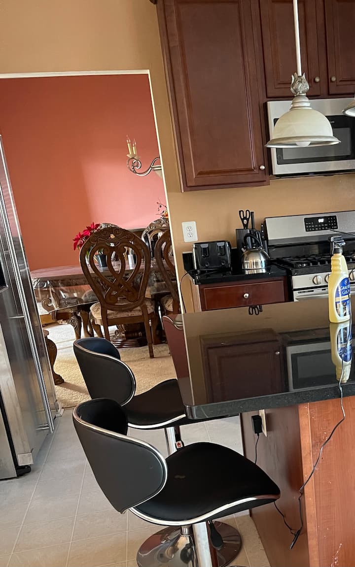 Sleeps 20: Luxurious Family Home - Egg Harbor Township, NJ