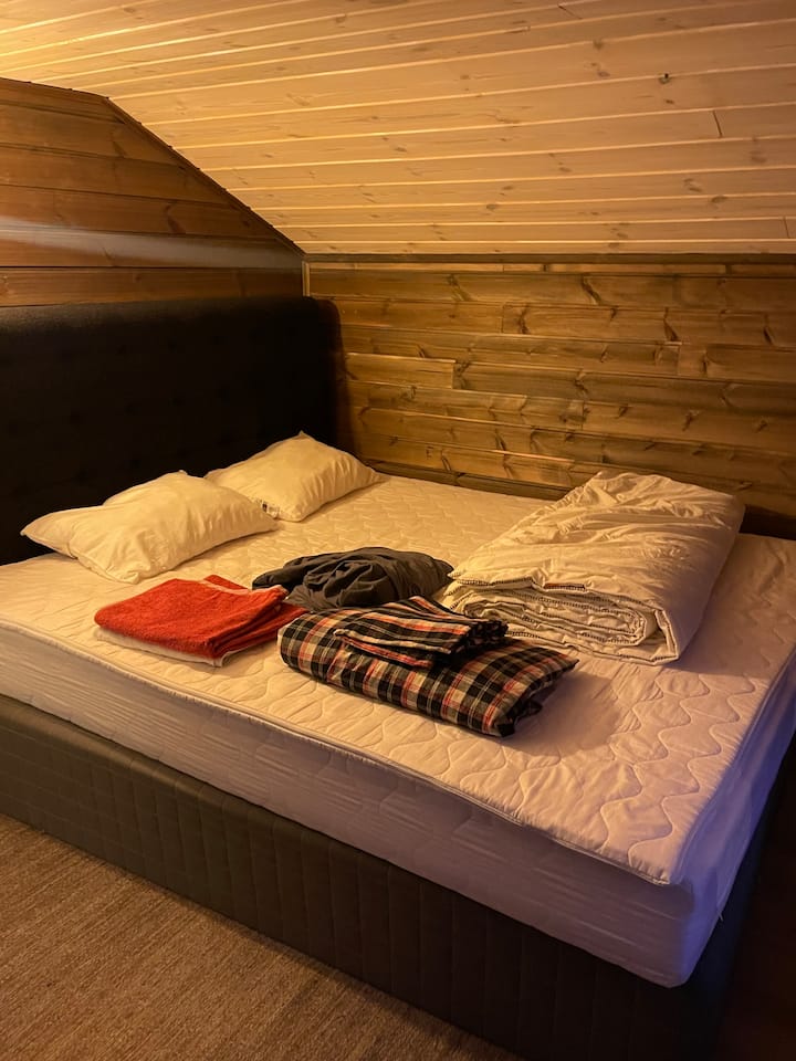 Spálňa 4