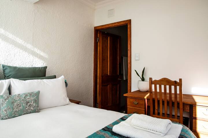 Taronga Mansions @ Green Point stadium gallery image 4